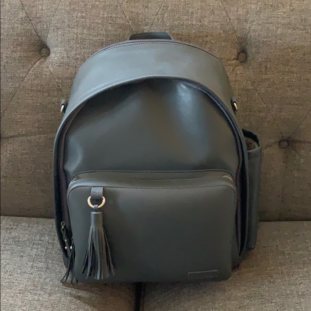 Skip Hop Greenwich Diaper Bag Gray
